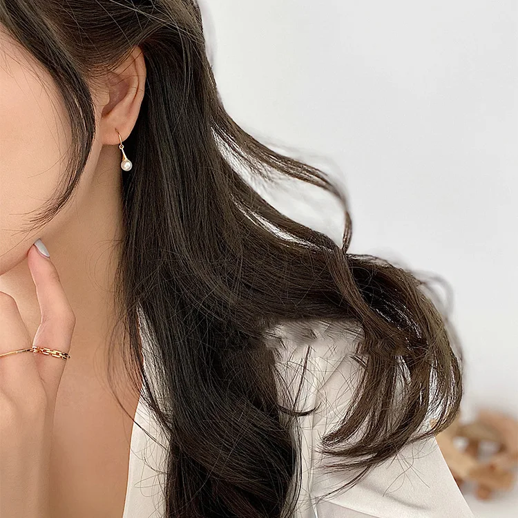 

Korean Small Pearl Earrings For Women 2020 New Jewelry Simple Chic Brincos Wholesale
