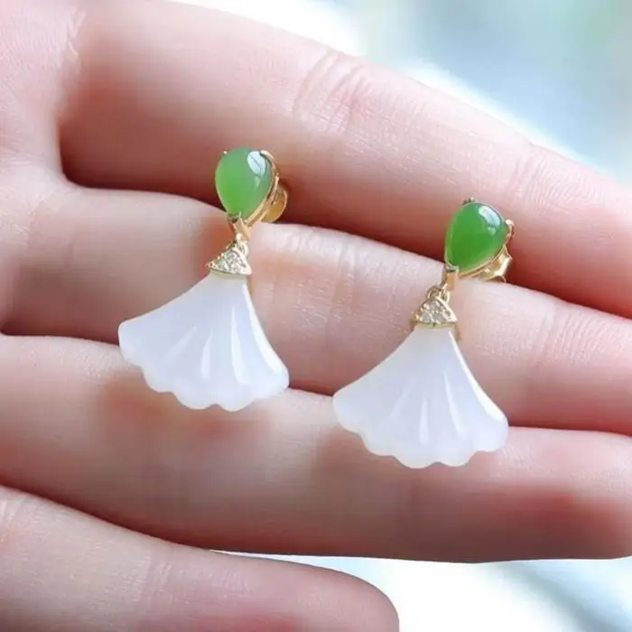 

Natural Hetian Jade Earrings S925 Sterling Silver Generous Earrings Women's Autumn and Winter Retro Fanshaped Eardrops Women's S