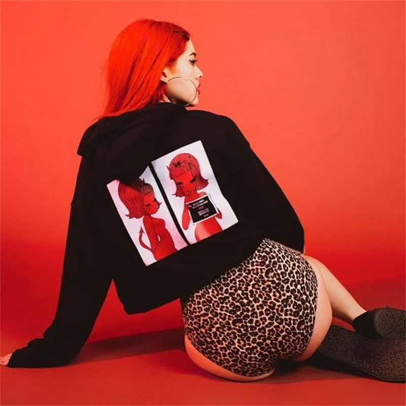 Женская толстовка с капюшоном InstaHot черная Повседневная хлопковая длинным