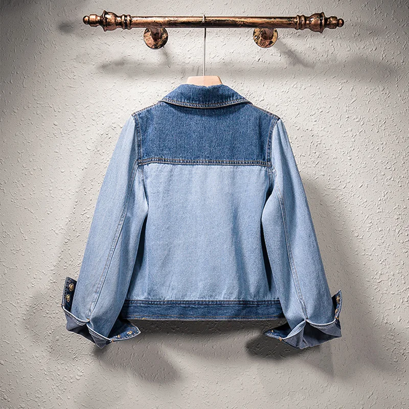 Женский джинсовый комплект из джинсовой куртки и мини юбки двух предметов синяя