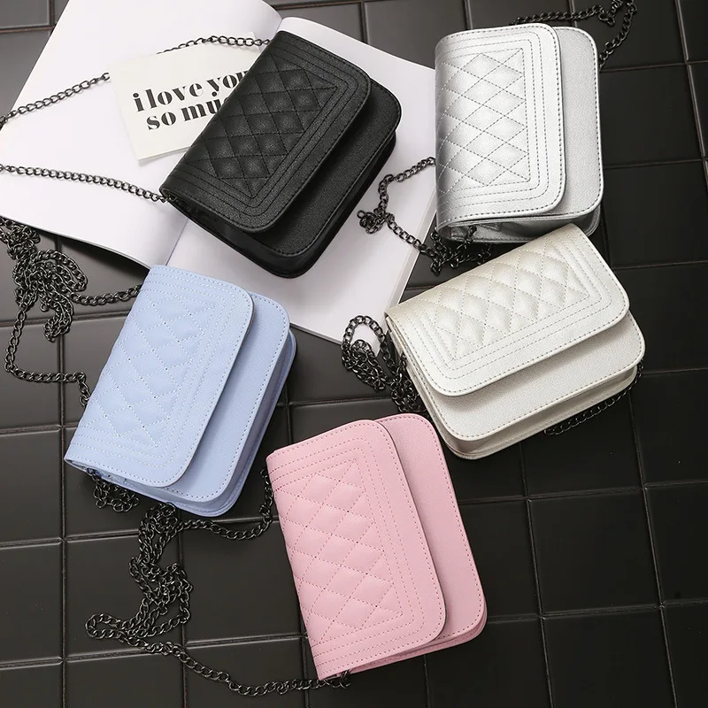 

Summer Women's Bag Small Fragrance Style Version of Lingge Chain Small Casual Bag Shoulder Messenger Bag Crossbody Bag