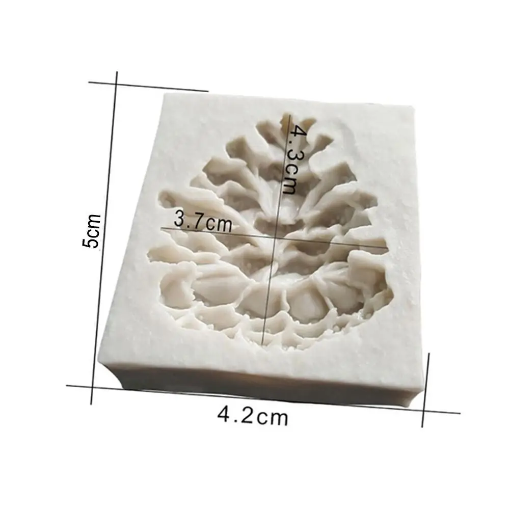 

Christmas Pine Cones Shape Cake Fondant Mold Candy Mould Tools Silicone Biscuits Molds DIY Chocolate Baking Cake Decoration G9Q0