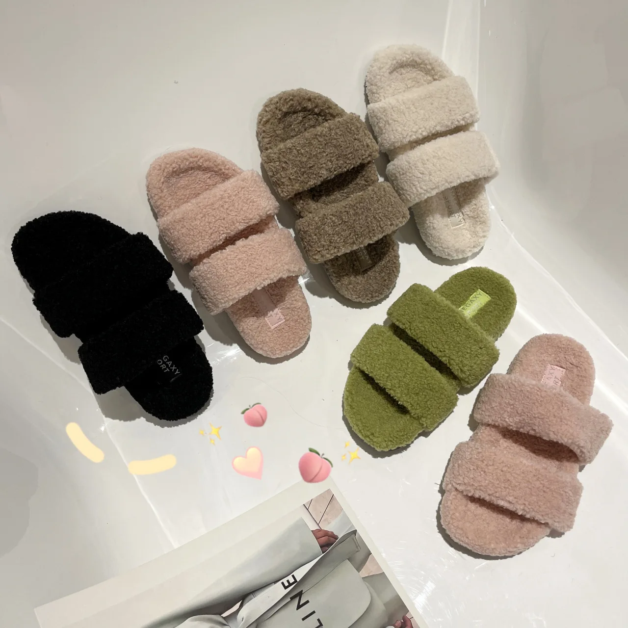 

2021 Autumn New Style Korean Fashion Lamb Wool Sugar Slippers, Comfortable and Versatile Personality
