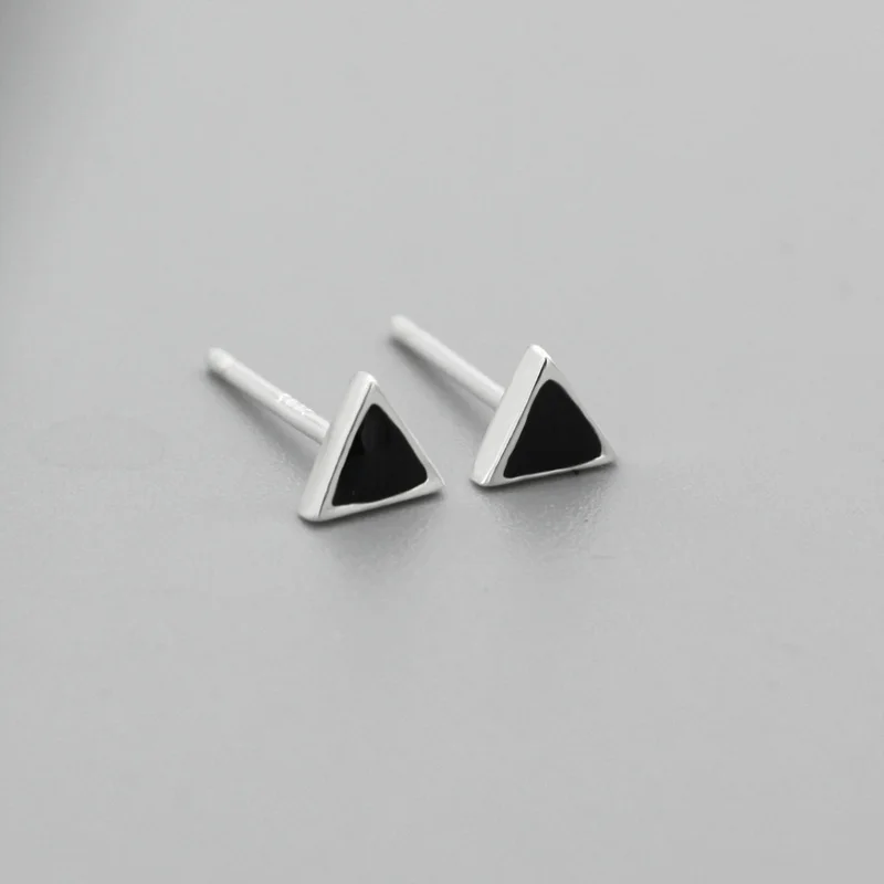 Triangle Trusta, 2 шт., 925 пробы, серебряные ювелирные изделия, модные милые миниатюрные серьги-гвоздики с черной глазурью, подарок для девочек, детей, леди, DT14 - Окраска металла: Triangle