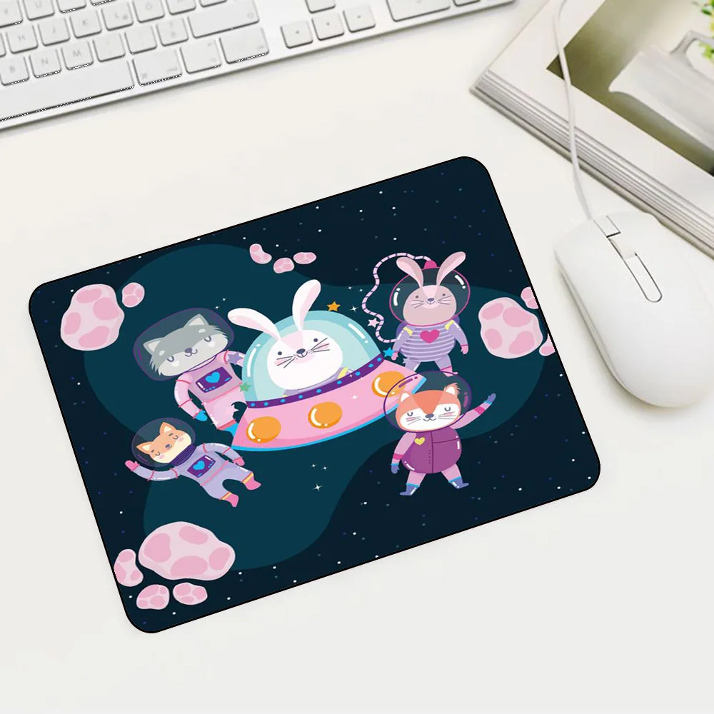 

Anime Astronaut Small Mouse Pad with Lock Edge Gaming Accessories Gamer Notebook Keyboard Pad Non-slip Kawaii Mouse Pad Desk Mat
