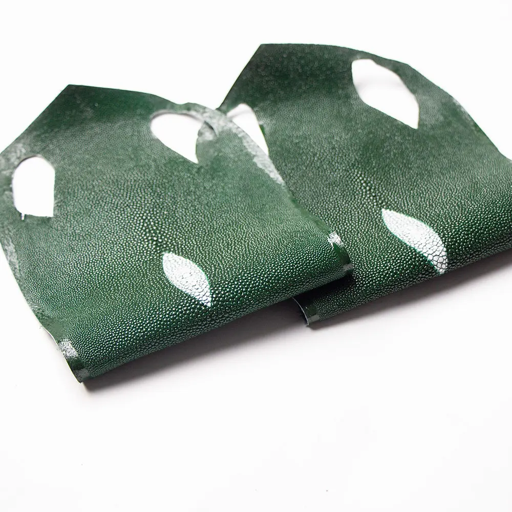 Натуральная кожа ската Junetree Большая зеленая рыбья кожа|Натуральная кожа| |