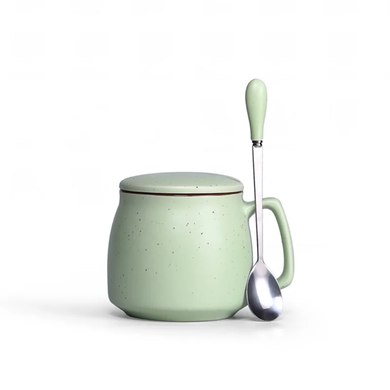 Керамическая чашка с крышкой ложкой креативная молочная для завтрака в японском