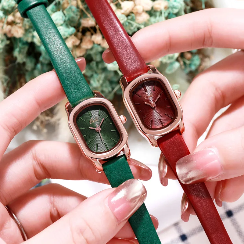 

New Ladies watch Fashionable casual women's watchfemale students trend strap watches Belt watch