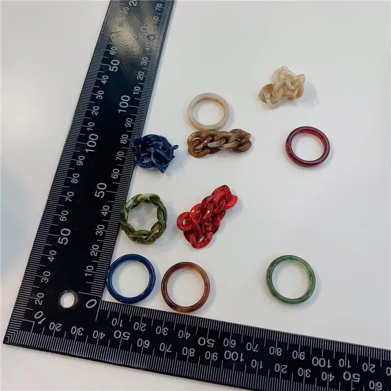 

Fashion Colorful Acrylic Ring Set Green Blue Resin Tortoise Rings for Women Girls Jewelry Accessories Gifts 2021