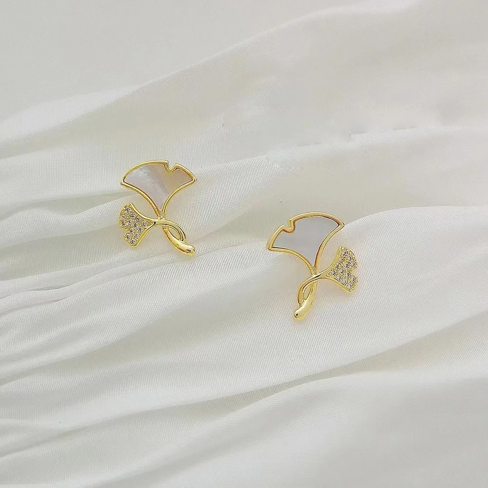 

In 2021, The Korean Simple Fashion And Personality Of The Ginkgo Biloba Stud Earrings Set Auger Ms Exquisite Jewelry Gifts