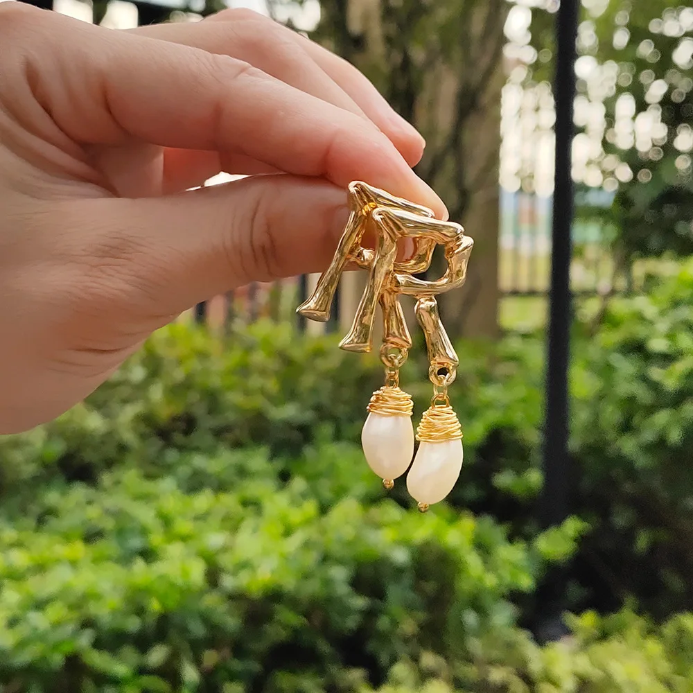 Модный винтажный Комплект сережек для женщин и девушек с золотым жемчугом