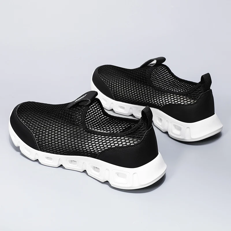 

Mesh Men Casual Shoes Summer Outdoor Water Sneakers Men Non-slip Breathable Walking Shoes Zapatillas Hombre Large Size