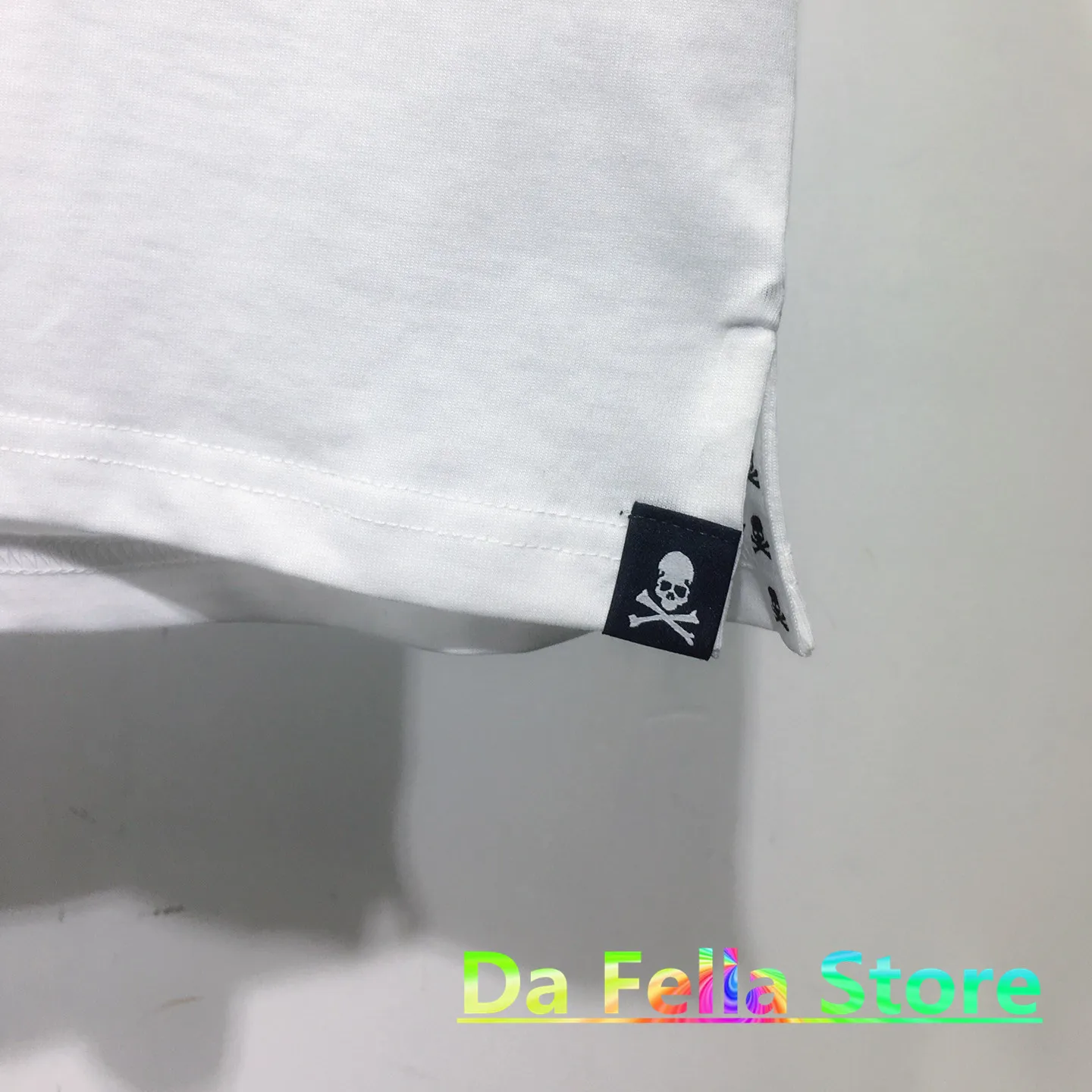 

White Mastermind World T-shirt 2021SS Men Women Rhinestone Skulls Logo Mastermind Japan Tee Tops Short Sleeve