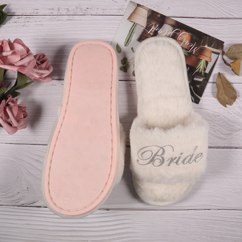 

Personalized Wedding Coral Slippers Custom Bridesmaid Slippers Bride Slippers Bridal Shower Hen Night Bachelorette Party Gifts
