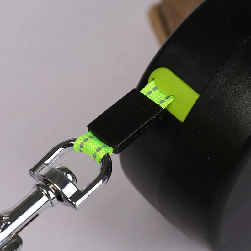 

Pet Traction Rope Pet Extendable Double Headed Dog Rope with LED Hand Holding 360 Degree Rotation Dog Rope