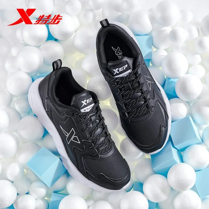 Men's shoes 2021 autumn and winter new running shoes leather surface shock absorption light running shoes sports shoes