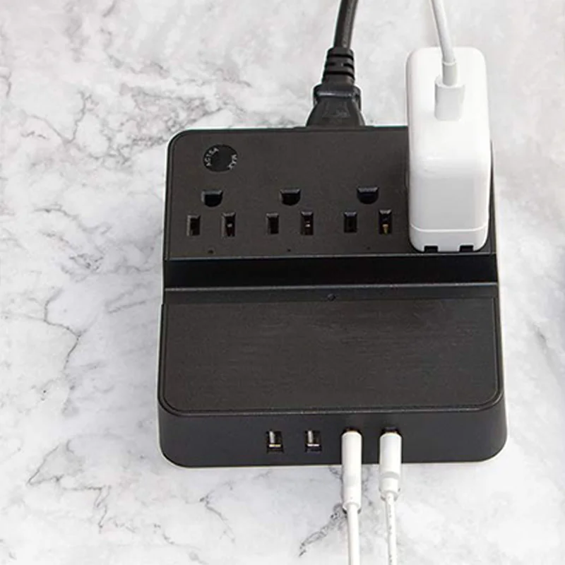Сетевой фильтр с защитой от перенапряжения и 4 USB-портами выхода 5 футов |