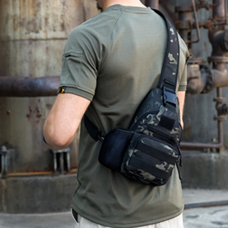 Фото USB Charger Men Chest Bag Military Assault Portable Travel Water Bottle Sling Pack Accessories Багаж и сумки USB Charger Men Chest Bag Military Assault Portable Travel Water Bottle Sling Pack Accessories Багаж и сумки