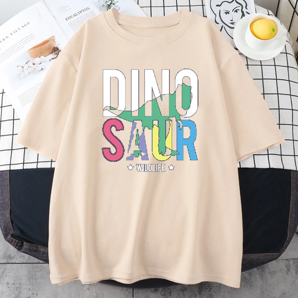 

Футболка женская с круглым вырезом, модная удобная рубашка с принтом Dino Saur, с простой посадкой, лето