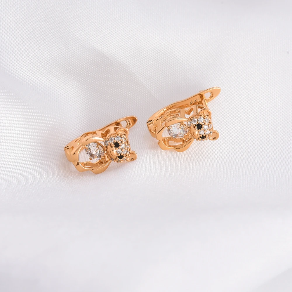 Harong Crystal Bear Hollow Stud Earrings Cute Girly Gift Copper Trendy Jewelry Accessories Aesthetic Earrings for Wemen images - 6