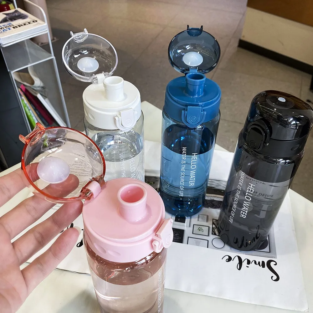 

780ml Sports Water Bottle Outdoor Water Bottle with Straw Plastic Portable Water Cup Dinkware Camping Bike Bottle Kitchen Tools