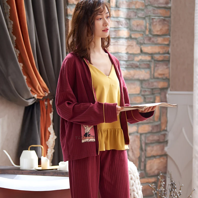 

Spring / Autumn Women's Pajamas Set Sleepwear Women's Cotton Long Sleeve Tops + Sling Shirt + Pants 3 pieces Home Clothes