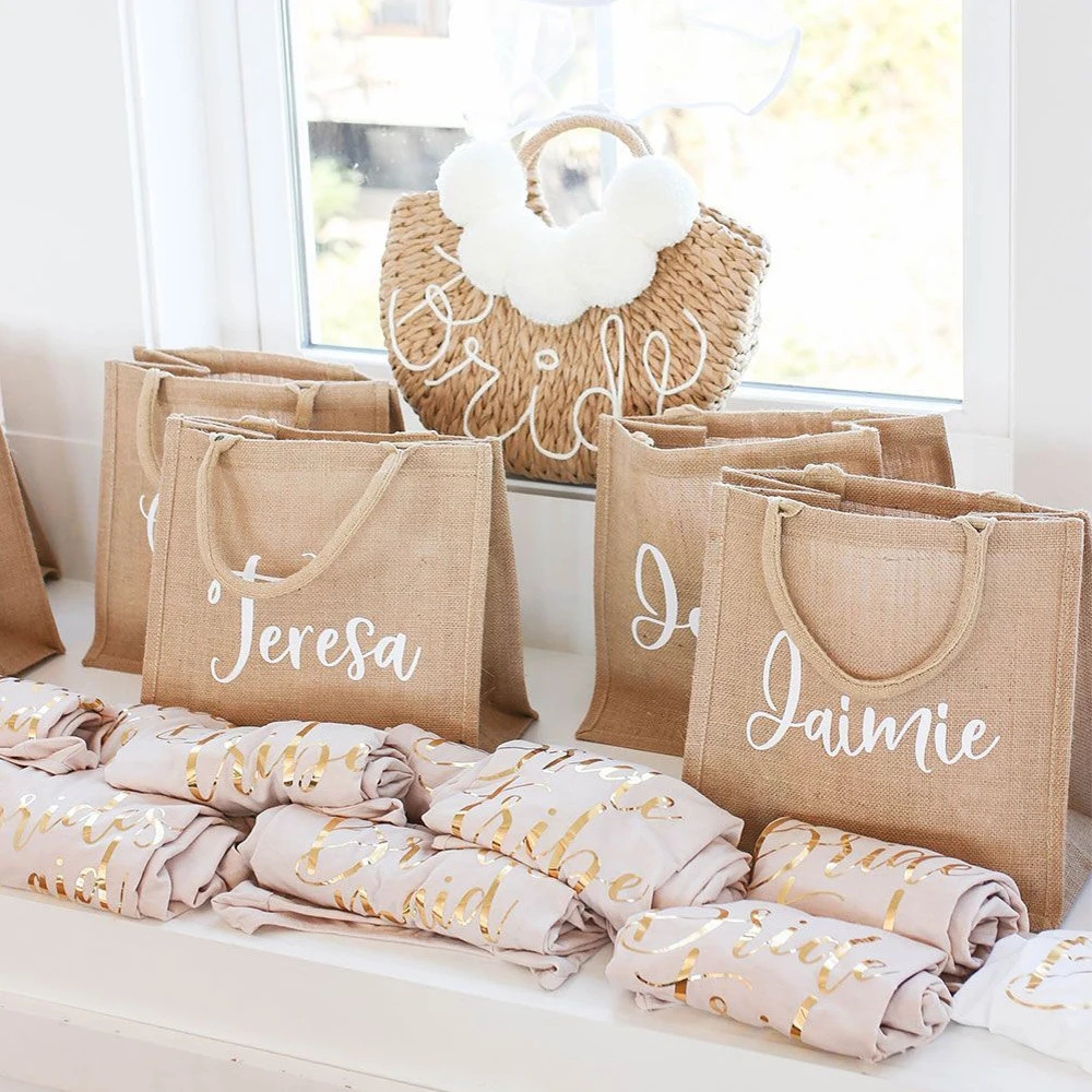 

Personalized Wedding Mrs Burlap Tote Bag Bridal Party Retro Beach Bag Bridesmaid Custom Jute Tote Bag Literary Simple Gift