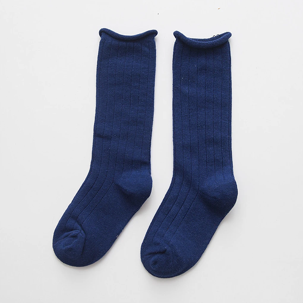 Осенне-зимние детские носки однотонные яркие длинные хлопковые для маленьких
