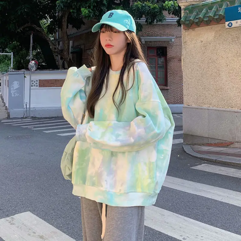

Tie dyed sweater women's Plush sweater women's wear new loose round neck tie dyed thickened clothes in autumn and winter