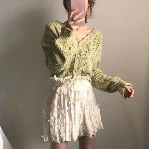 Vintage White Sweater Elegant Single-breasted Pearl Women Button Hollow Out Auturm Cardigan Fashion Oversized Tops Cl050 |