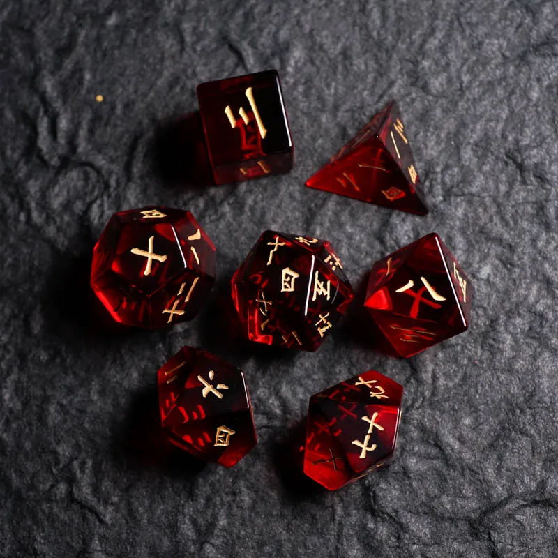 Гранат COC под управлением группы кости игральные DND Ктулху работает китайского