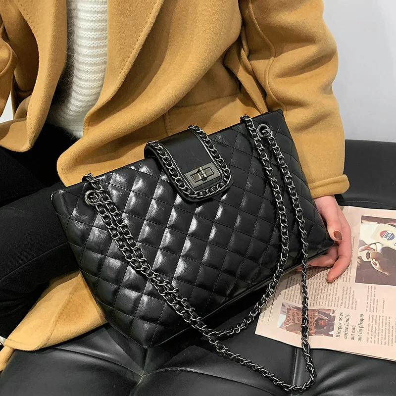 

Bag women's bag 2020 new fashion high capacity women's single shoulder slant span bag chain Lingge underarm bag