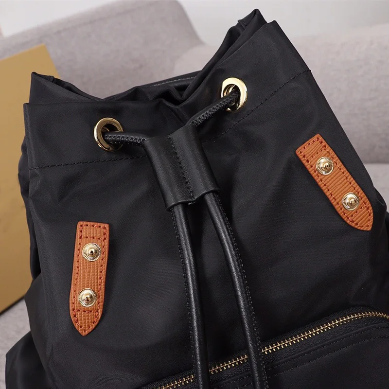 

Nylon backpack female 2021 new Oxford cloth light Korean version of the wild large-capacity fashion ins super fire bag backpack
