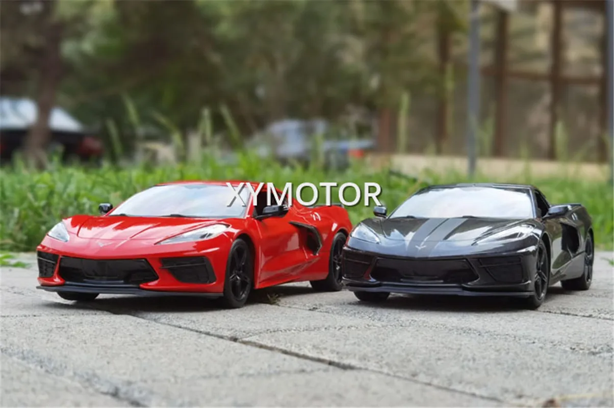 

Новинка Maisto 1/18 для Chevrolet CORVETTE 2020 Stingray Coupe C8, металлическая пластиковая модель автомобиля под давлением, подарок, коллекционные витрины, украш...