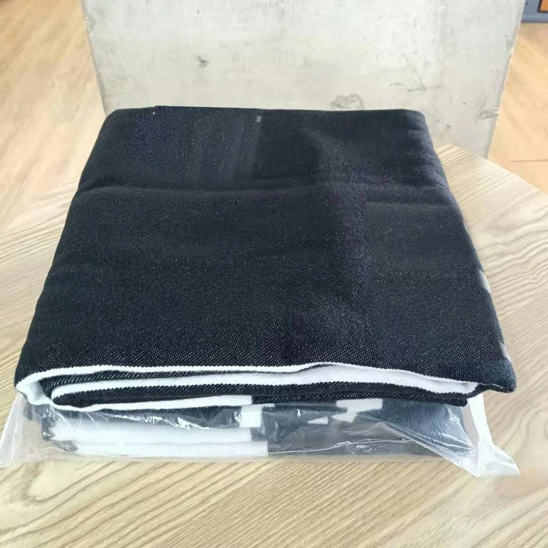 

Light luxury style letter blanket, shawl blanket, cover blanket, nap blanket, travel blanket, 800g, no box