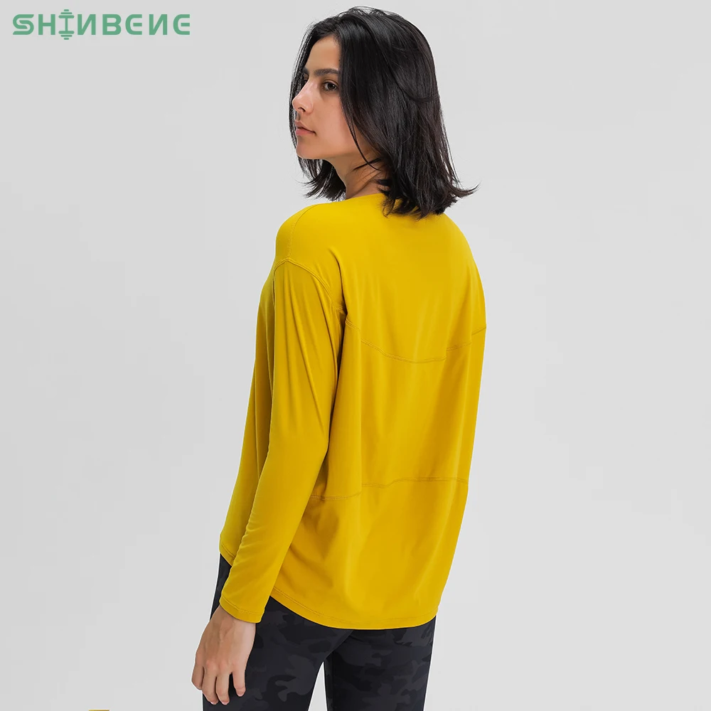 Фото Женская спортивная рубашка SHINBENE с длинным рукавом свободного покроя защитой от