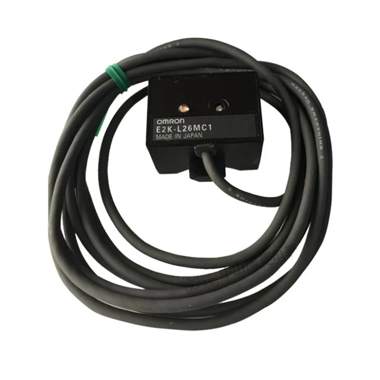 

E2K-L26MC1 liquid level sensor square electrostatic capacity type non-shielded NPN collector open circuit new original
