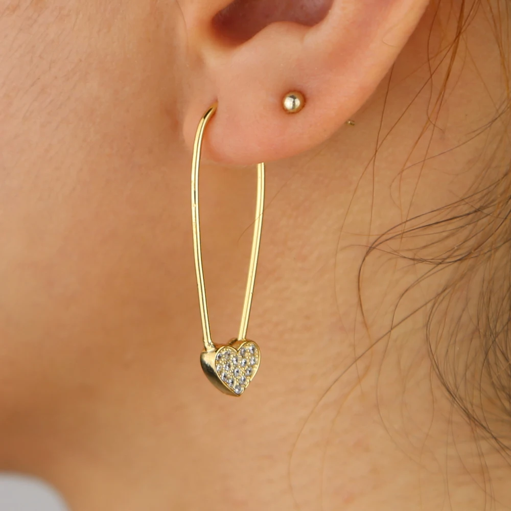 Micro pave Белый с фианитами в форме сердца безопасные булавки виде капель