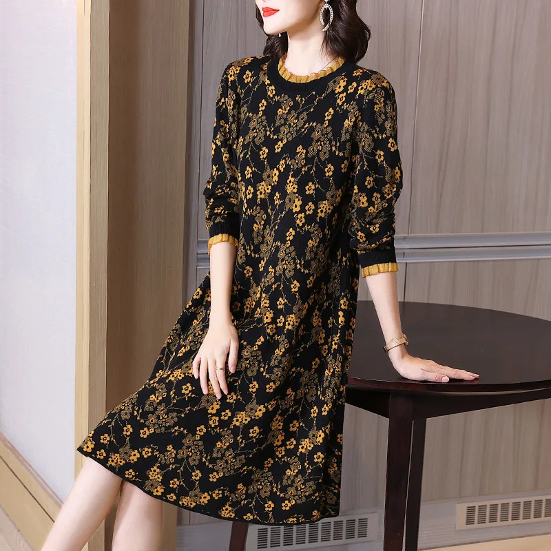 

Knitted Dress Women Plus Size Autumn And Winter Vintage Floral Printed Round Neck Long Sleeve Loose A Line Dress