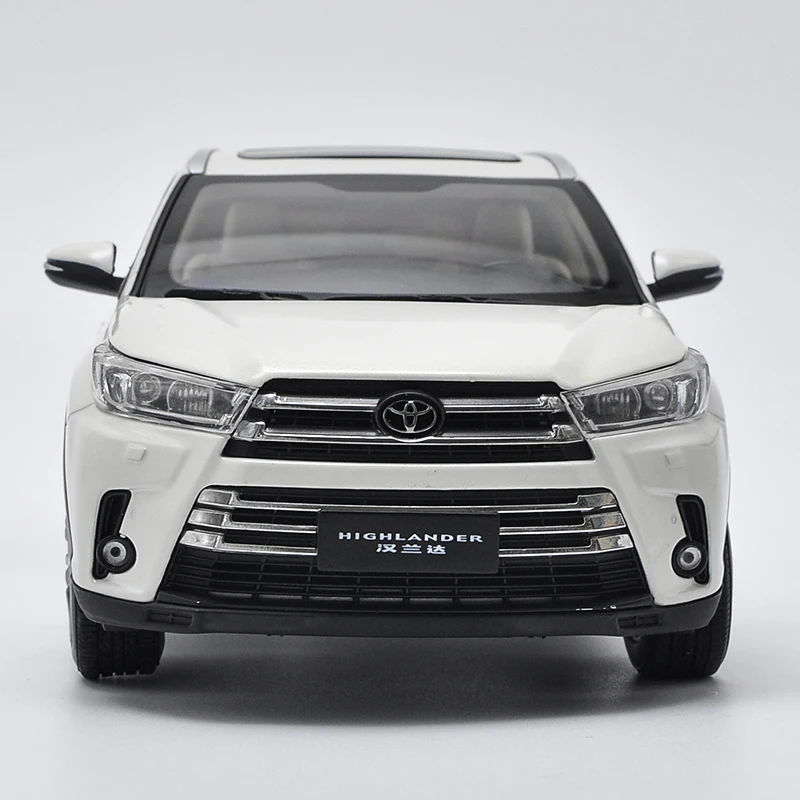 Exquisite gift 1:18 Toyota new Highlander alloy model,simulation die-cast metal collection decoration model,free shipping