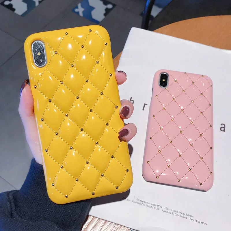

PU Leather Case For iPhone Xs Max Case Luxury Glitter Case with Rivets For iPhone 7 8 Plus X XR 11 12 Pro Protective Back Cover