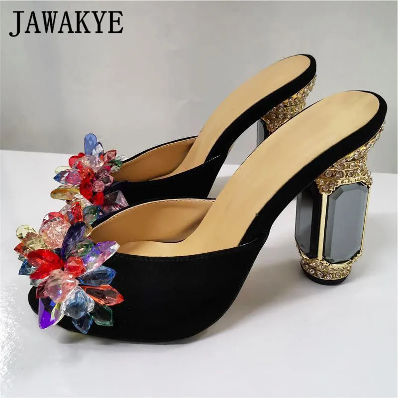 Новинка Роскошные летние шлепанцы на высоком массивном каблуке с драгоценными