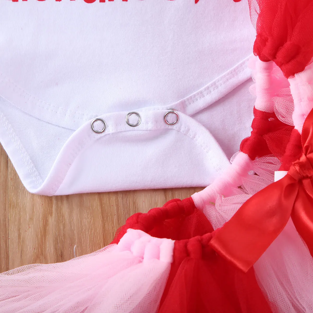 

3Pcs Baby Summer Clothing Sets My 1st Valentine's Day Letter Print Bodysuits Tops +Mesh Tutu Skirt+Flower Headband