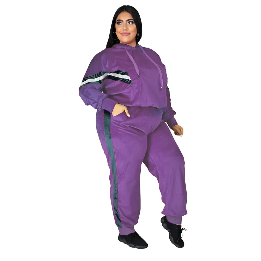 

Women Winter Velvet Contrast Color Patchwork Two Piece Sets Lady Big Size Hooded Drawstring Sweatshirts Sport Pants Tracksuits