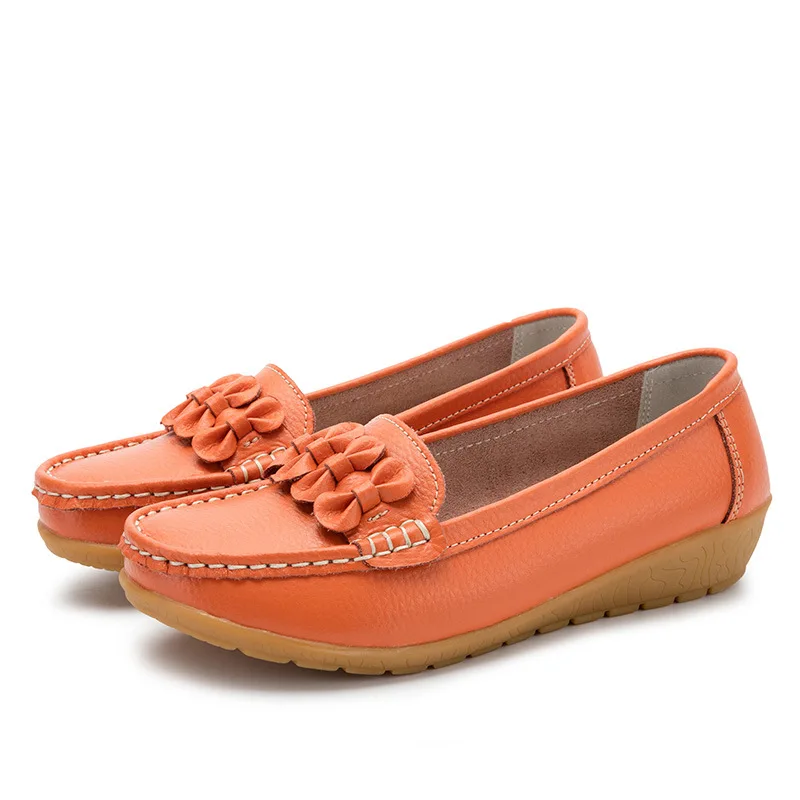 

2020 new nurse shoes casual flat women's shoes pea shoes mother shoes beef tendon bottom hollow single shoes 35-44