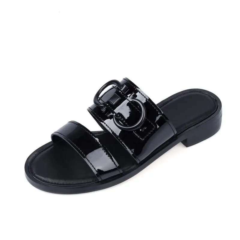 

Cow patent leather slippers ladies summer luxury flip flop Sandals 2021 new fashion Low heel casual Outdoor 34-44Women slippers