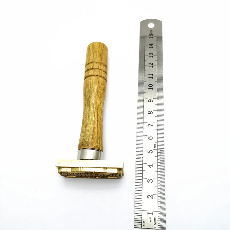 Изготовленный на заказ штамп для мыла с логотипом компании латунный ручной