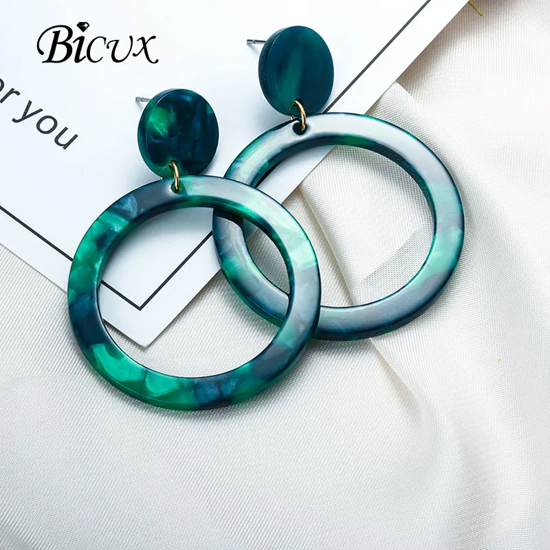 Green 2 BICUX модные богемные массивные акриловые Висячие серьги для женщин винтажные корейские геометрические висячие серьги ювелирные изделия - Окраска металла: Green 2