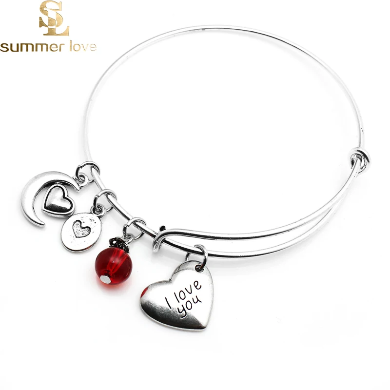 Женский браслет серебристого цвета с подвеской Я люблю тебя | Украшения и