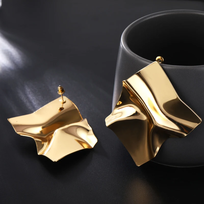 Модные Эффектные серьги индивидуальные массивные геометрические необычные из